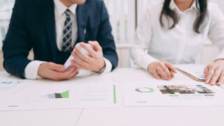 会社の経営者の夫、従業員の女性と数年前から怪しい行動が、、、将来を見据えての決断|浮気、素行調査